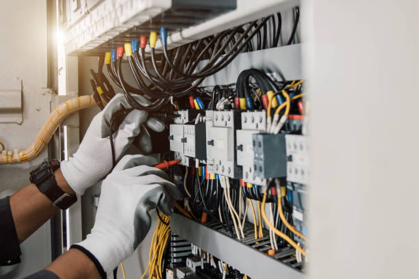 Best Affordable Emergency Electrician  in Mountain View Acres, CA